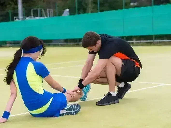 Slip & Fall Injury Treatment in Georgetown, GA - Arrowhead Clinic Chiropractor